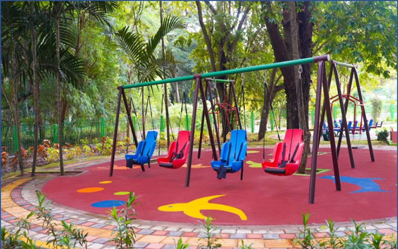 playground equipment manufacturers